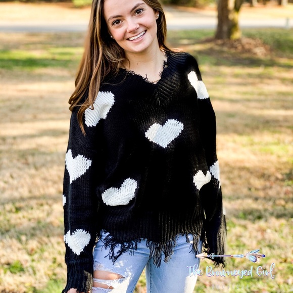 Sweaters - Touch My Heart Sweater Black White Hearts